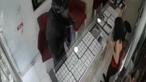 Kuyumcu soygun girişimi! 1 ay sonra yakalandı  