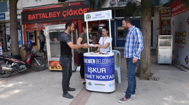 Menemen'de İş-Kur hizmet noktası vatandaşın ayağına gidiyor