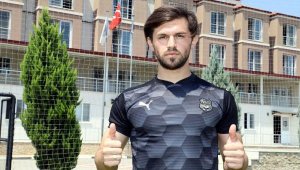 Nazilli Belediyespor Emre ile sözleşme yeniledi