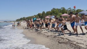 Nusaybinli çocuklar Ada'da denizle buluştu