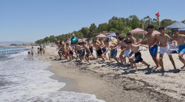 Nusaybinli çocuklar Ada'da denizle buluştu