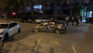 Otomobil takla atarak otoparka düştü: 2 yaralı