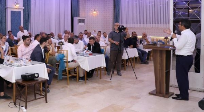 Şehzadeler Belediye Başkanı Çelik, AK Partili mahalle başkanlarıyla görüştü