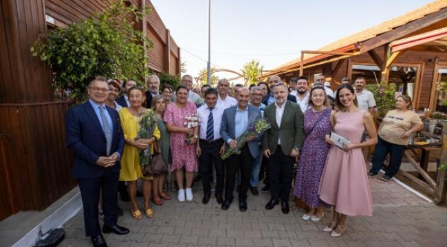 Urla Bademler'in çiçekleri Hollanda Borsası'nda