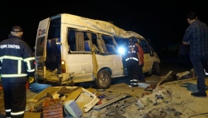 Uşak'ta tarım işçileri kaza yaptı: 1 ölü, 3'ü ağır 14 yaralı