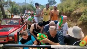 5 turistin öldüğü kaza öncesi safari cipinde son görüntüler ortaya çıktı