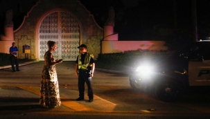 ABD eski Başkanı Trump'un evi FBI ajanları tarafından basıldı, belge arandı