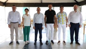 AK Parti İzmir İl Başkanı: 120 bine yakın 'eş zamanlı ziyaret' gerçekleştirdik