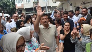 AK Parti'li Dağ: İzmir'de 80 bin ziyaret gerçekleştirildi