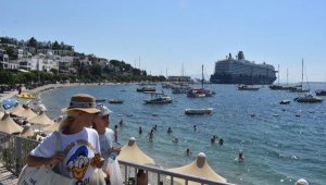 Bodrum'a kruvaziyer ile 2 bin 509 turist