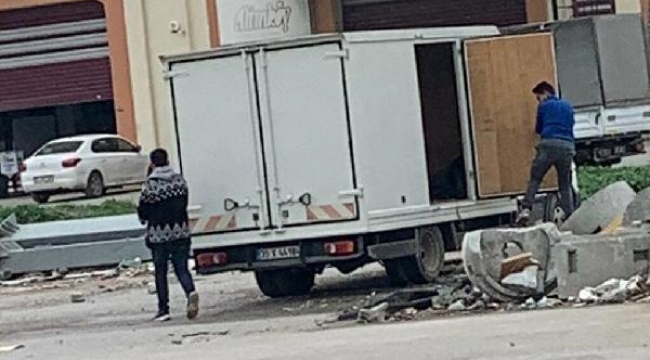 Bornova'da çevreyi kirletenlere suçüstü! Kaçak moloz dökene takip