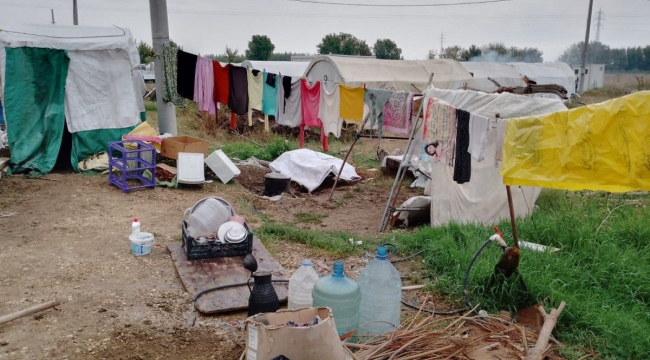 Bursa'da işçilerin kaldığı 80 çadırı su bastı