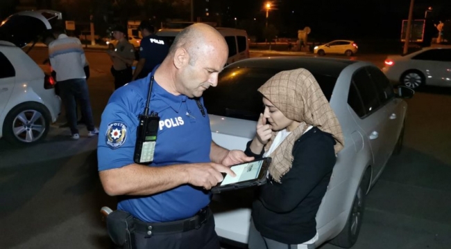 Denetimden kaçan kadın sürücü alkollü çıktı