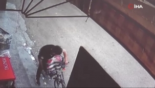 Gaziantep'te bir çocuk 4 kasa ekmeği çaldı