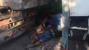 İki kamyon arasında kalan sürücü hayatını kaybetti