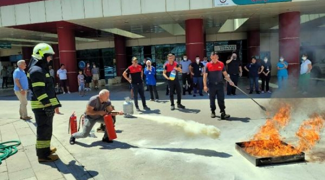 İtfaiye ekipleri Ortaca'da hastane personeline yangın eğitimi verdi