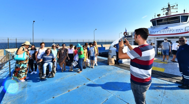 İzmir'de engelliler için salı günleri özel vapur seferleri başlatıldı