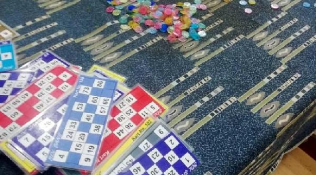 İzmir'de kumar baskını; 41 kişiye 74 bin TL ceza