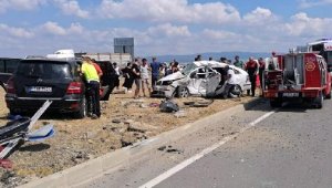 Karı koca öldü, çocukları dahil 5 yaralı