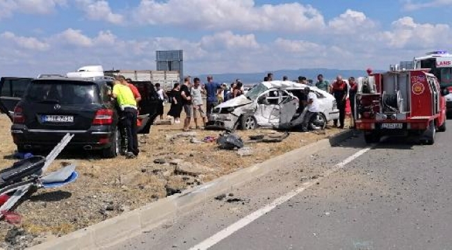 Karı koca öldü, çocukları dahil 5 yaralı