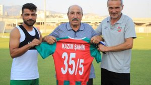 Karşıyaka'da emektara uğurlama