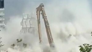 Kontrollü yıkım paniğe neden oldu