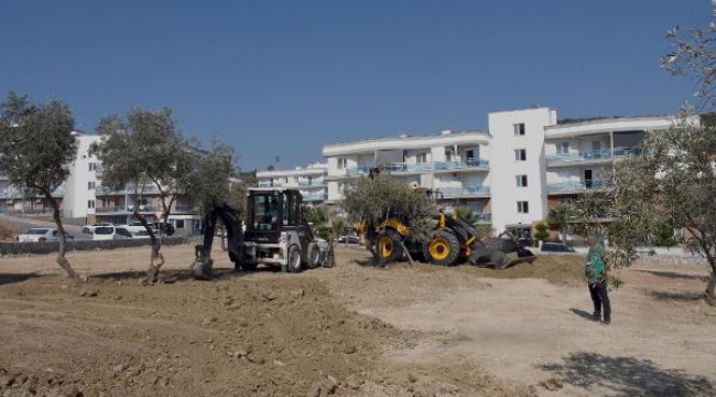 Kuşadası Belediyesi, Davutlar ve Değirmendere'ye yeni park yapıyor