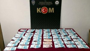 Ödemiş'te otomobilinde sahte parayla yakalandı
