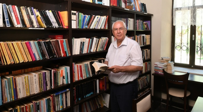 Reşat Nuri Güntekin'in İzmir'deki evi çocuklara okumayı aşılıyor