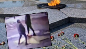 Rusya'da 'Sönmeyen Ateş' anıtına işeyen üç Türk tutuklandı