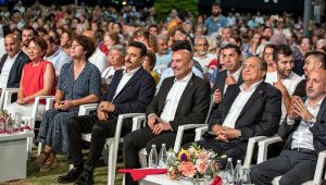 Soyer: Cumhuriyetimizin ikinci yüzyılını demokrasi güneşiyle aydınlatacağız