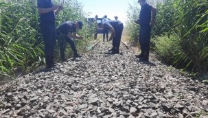 Tren raylarını çalılar! 5 kişilik şebeke yakalandı