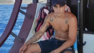 Tur teknesinin pervanesi bir gencin ayağını kopardı