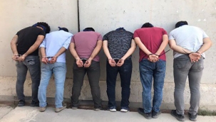 Bayrağımıza saygısızlık! 6 provokatör gözaltında