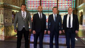 UNESCO Listesi'ndeki iki şehir Bergama-Şeki kardeş oldu