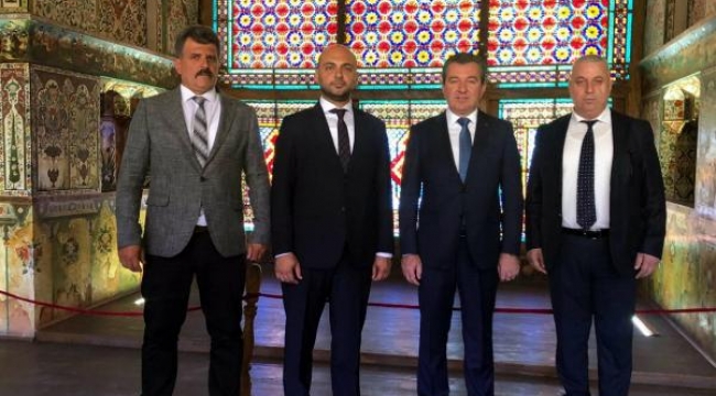 UNESCO Listesi'ndeki iki şehir Bergama-Şeki kardeş oldu