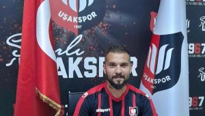 Uşakspor'da imzalar sürüyor