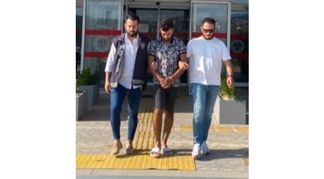 Uyuşturucu satıcısı kıskıvrak yakalandı