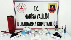 Yangın söndürme tüpünden 2,7 kilo uyuşturucu çıktı