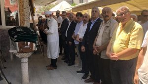 Yeşilçam oyuncusu Rıza Pekkutsal, İzmir'de toprağa verildi