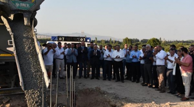 Yunusemre Belediyesi-TOKİ işbirliği! Akgedik Sağlık Ocağı'nın temeli atıldı