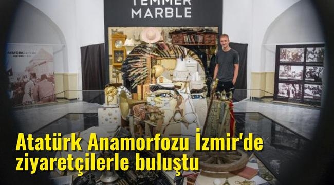 Atatürk Anamorfozu İzmir'de ziyaretçilerle buluştu