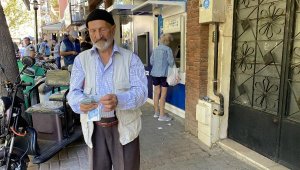 ATM'den çektiği maaşını sayarken gasp edildi