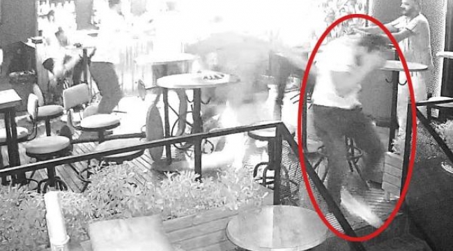 Ayırmaya çalıştığı kavgada gözünü kaybetti