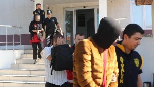 Ayvalık'ta Yunan vatandaşını 700 bin TL dolandıran şüpheliler, Şanlıurfa'da yakalandı