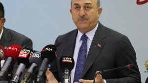 Bakan Çavuşoğlu: Elimiz kolumuz bağlı kalmayız