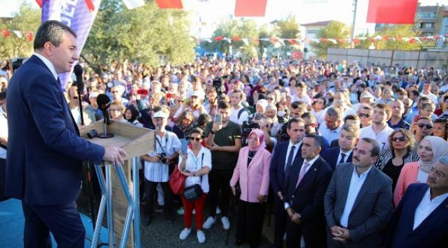 Bergama'da Zeytinpark 8 bin vatandaşın katılımıyla açıldı