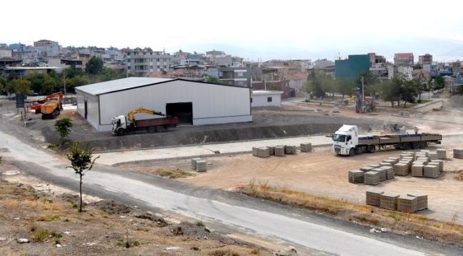 Bornova Naldöken'de pazar yeri inşaatı bitti, sıra çevre düzeninde