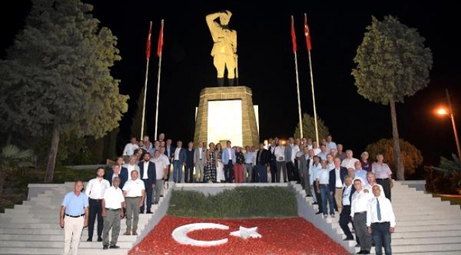 Bornova'daki Ataevi'nde birlik ve dayanışma buluşması