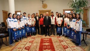 Büyükşehir sporcuları 8 ayda 180 madalya ve kupa Kazandı